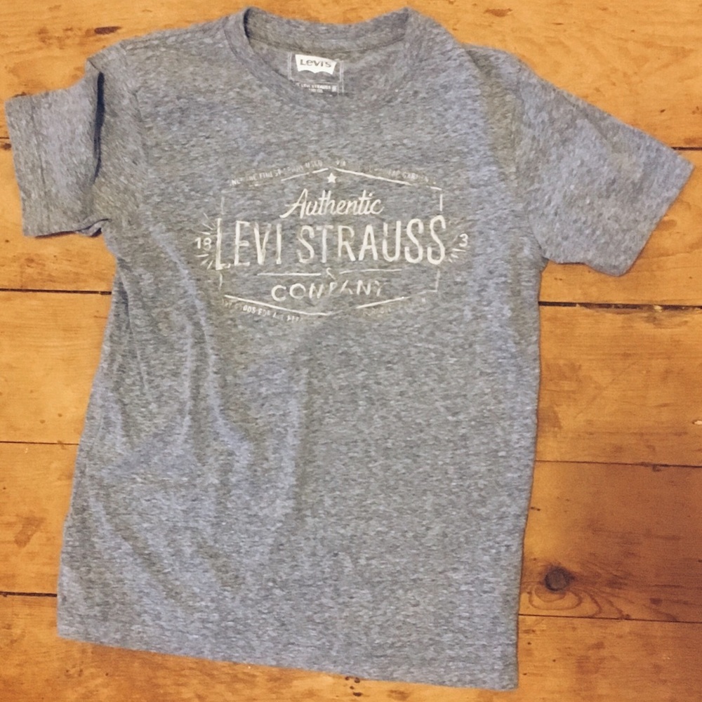 Boys (unisex) Levi’s t-shirt